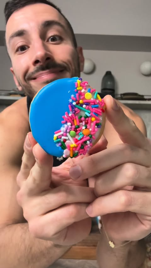 Instagram post by @jakecohen for Goldbelly. Caption reads: You’ll handle the latkes, I’ll take care of....