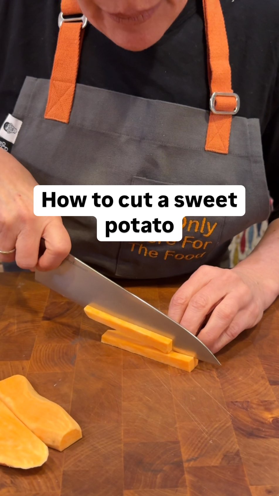 Instagram post by @thechefsmartypants for Safeway. Caption reads: Let’s review some knife skills! Here’s how to cut....