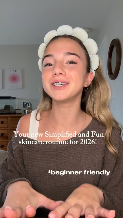 Instagram post by @missclairemackenzie for Avatara Skin. Caption reads: [...] lives!! SKINCARE SIMPLIFIED 🫧🩵😚....