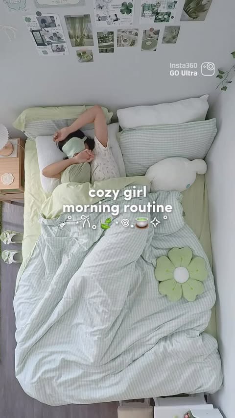 Instagram post by @cozy.tealeaf for Insta360. Caption reads: my cozy weekend morning routine ft. @insta360 go....