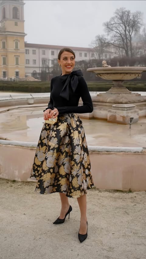 Instagram post by @cristinasurdu for Chicwish. Caption reads: ADV | 1,2,3 o 4? Inspiration from @chicwish for....