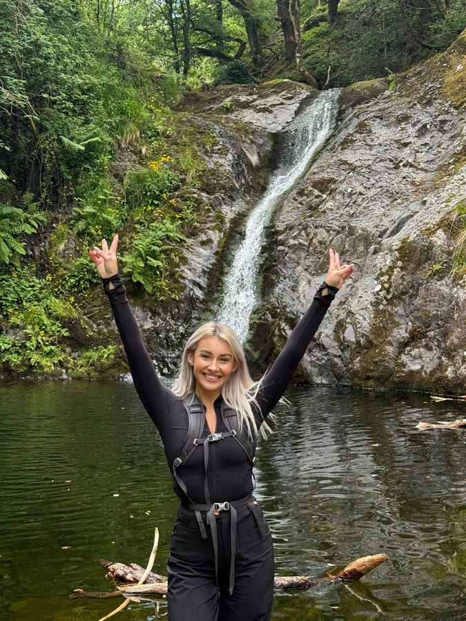 Instagram post by @lil.explores for ACAI Outdoorwear. Caption reads: An outdoor adventure with my sidekick 🥹🤎

I....