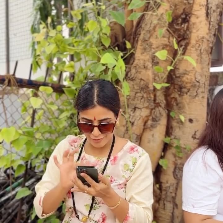Instagram post by @sameekshatakke13 for Dream11. Caption reads: Society ki slay queen: Rita Aunty 
. 
. 
.....