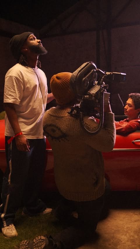 Instagram post by @de_con for Aputure. Caption reads: Things are looking bright ☀️ #aputurepartner #ad.