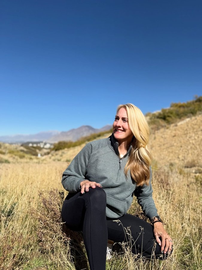 Instagram post by @dancingjaime for Ellie. Caption reads: Autumn skies, cozy highs. 🍁☀️ 

Showing off this....