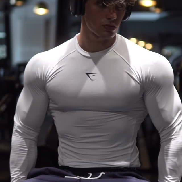 Instagram post by @ianstetics for Gymshark. Caption reads: @gymshark code "stetics"....
