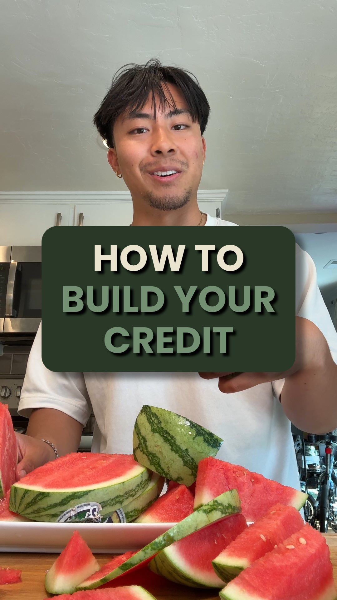 Instagram post by @profitplugg for Experian. Caption reads: 3 Things I Learned About Building Credit (800+)....