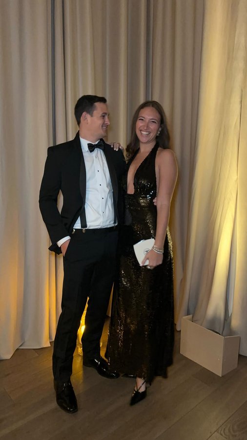 Instagram post by @sophiegreene__ for Mack Weldon. Caption reads: [...] getting the clothes so here we are....