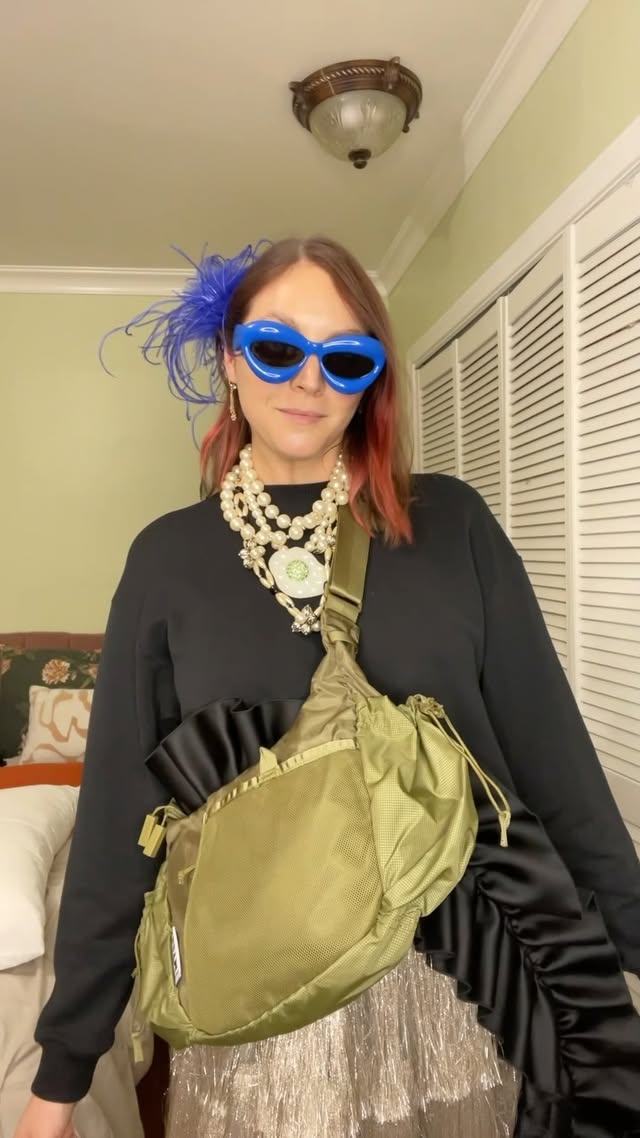 Instagram post by @annagolkayepez for Baboon To The Moon. Caption reads: The perfect color bag for fall! 🍁....