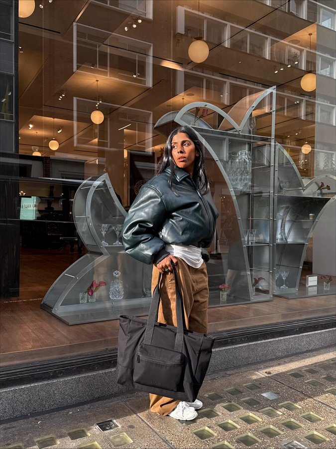 Instagram post by @monikh for Antler. Caption reads: [...] One of those need everything kinda days....