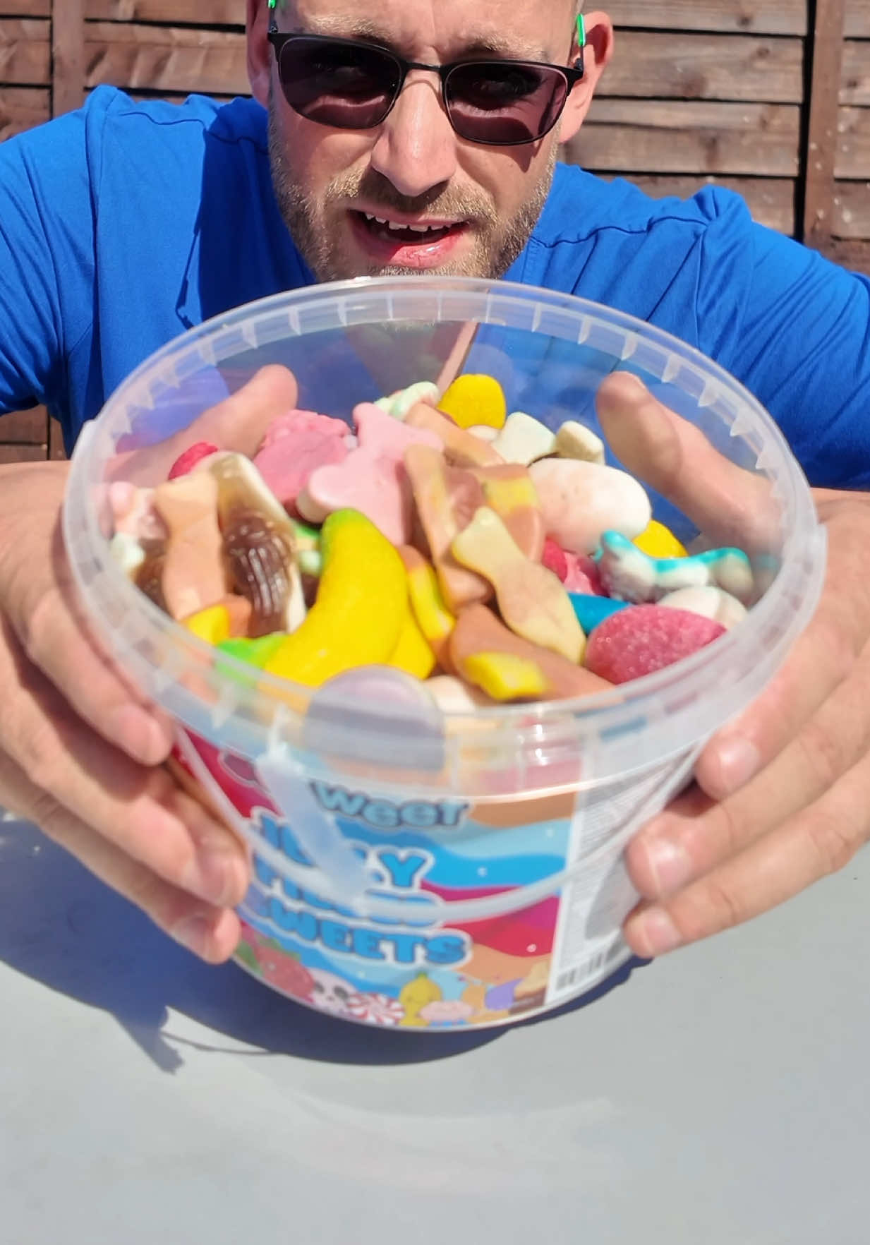TikTok post by @ryanwindridge for SoSweet. Caption reads: @SoSweet amazing 1.5kg bucket from the TikTok....