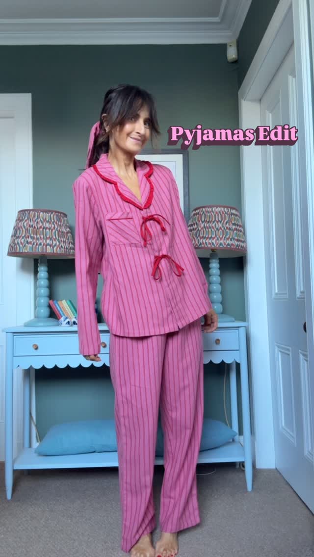 Instagram post by @carolinesstylehacks for Stripe & Stare. Caption reads: Who else gets into their pyjamas super early in....