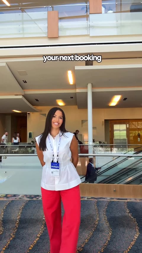 Instagram post by @ohmyletto for Hotels.com. Caption reads: #EGAmbassador 📍Traveler friends, check in! I got....
