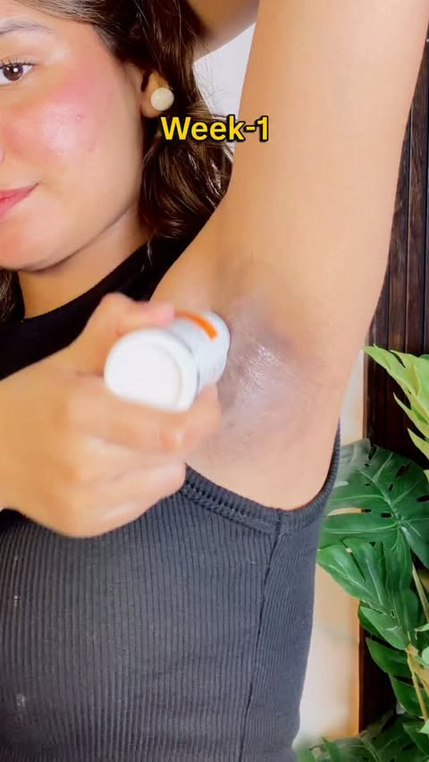 Instagram post by @kritiikaaaa.a for Chemist at Play. Caption reads: Comment “link” for the link 🔗 . . . Best under....