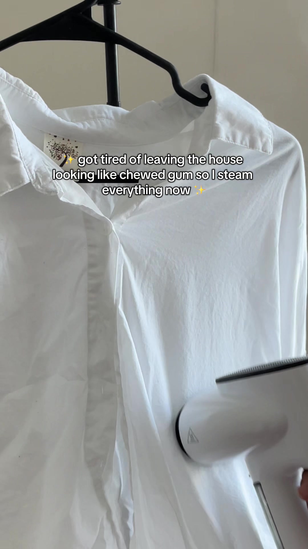 TikTok post by @justicegsdiary for Neakasa. Caption reads: Thank you for sending me this @Neakasa! I use it....