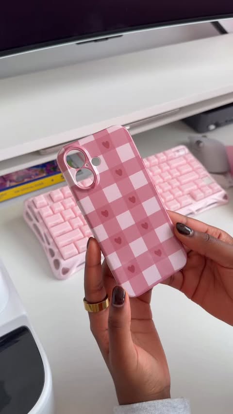 Instagram post by @isiomavlogs for HTVRONT. Caption reads: [...] wait to try more designs 🥰 I used the....