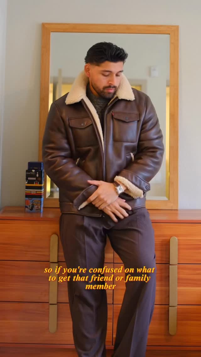 Instagram post by @narinemikey for Fossil. Caption reads: Holiday gifts don’t have to be hard to find.....