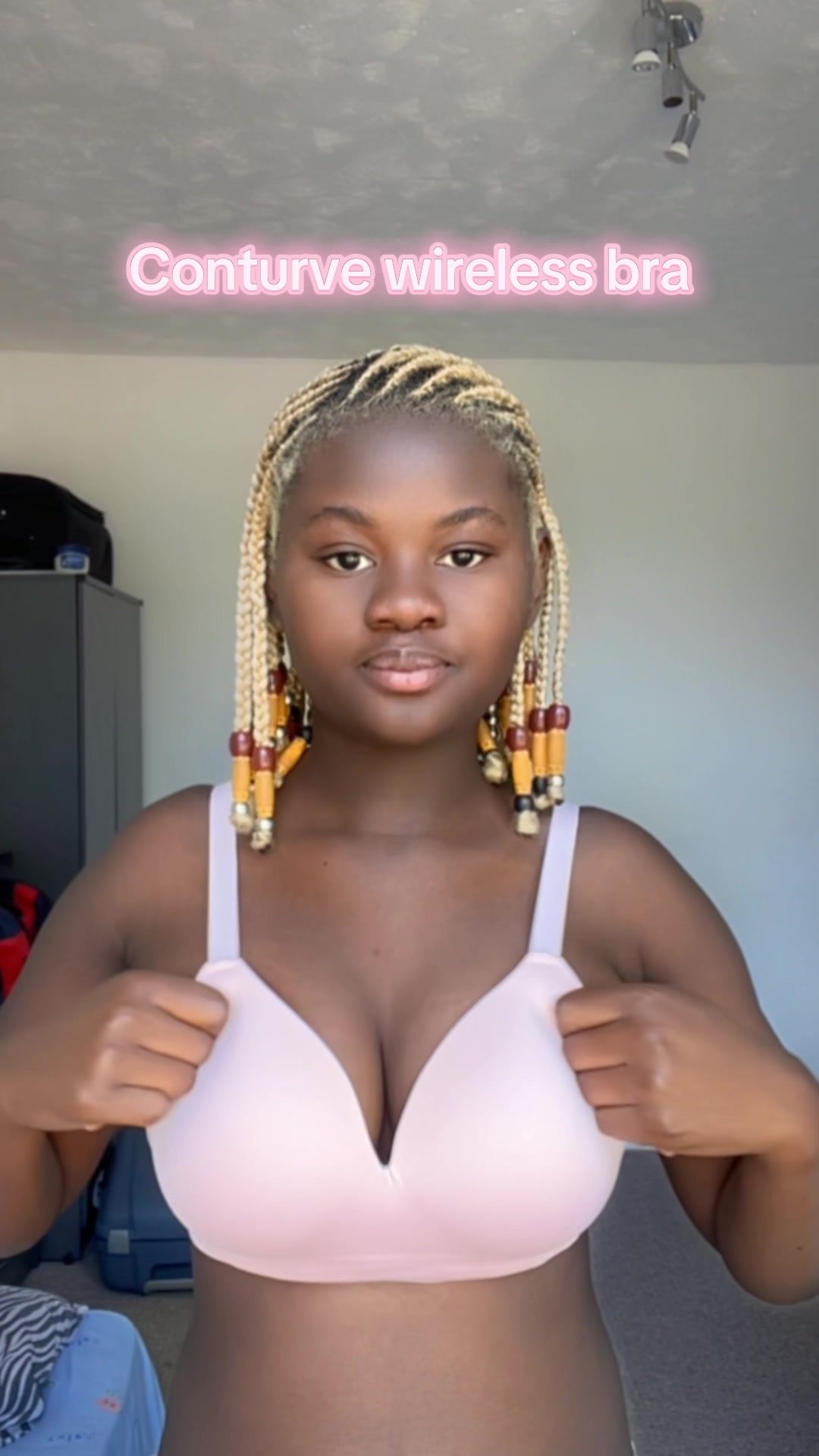 TikTok post by @lady_ferndy for Conturve. Caption reads: [...] The reviews speak for themselves!! @Conturve....