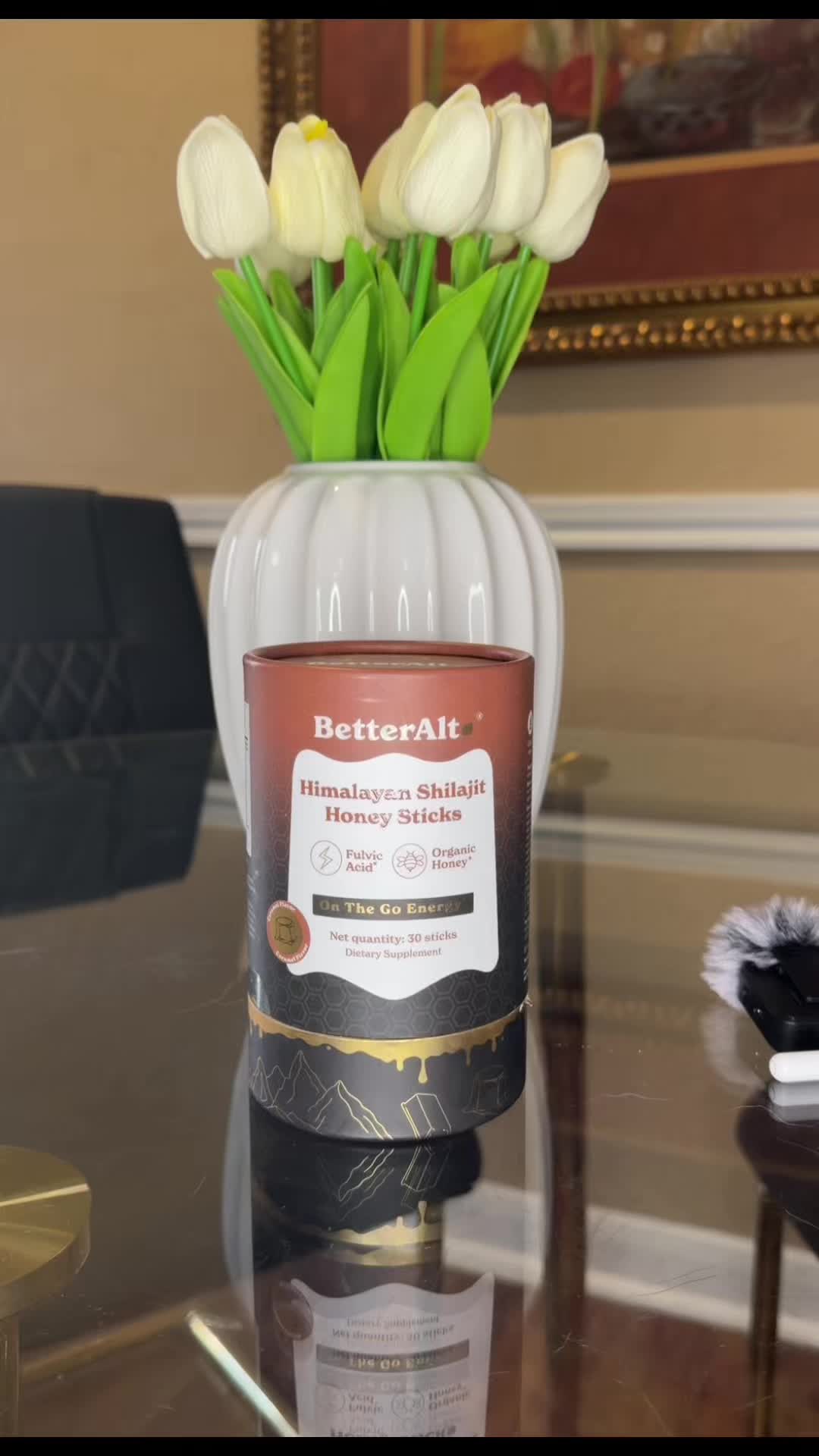 TikTok post by @dayessybetancourt for Better Alt. Caption reads: BetterAlt GOLD+ Shilajit Honey Sticks | [...].