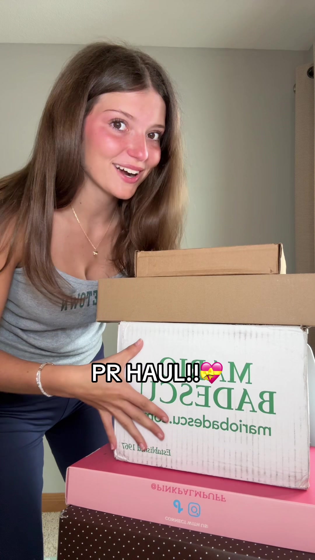 TikTok post by @its_sophia.alice for PINK PALM PUFF. Caption reads: [...] #pr #haul #foryoupage #justkass @PINK PALM....