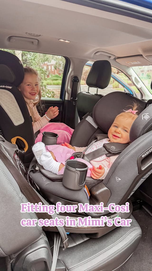 Instagram post by @caitlin.bailey for Maxi-Cosi. Caption reads: [...] kids ✅ 👯🏼‍♀️👯🏼‍♂️ We’ve got: ✨ 3 x....