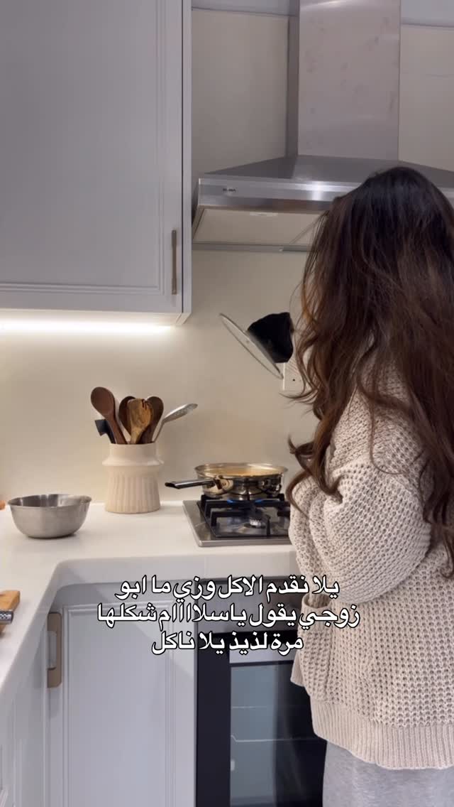 Instagram post by @danikaalsayadi for Dawn. Caption reads: 💙Cleanup made easy with Dawn Powerwash!....