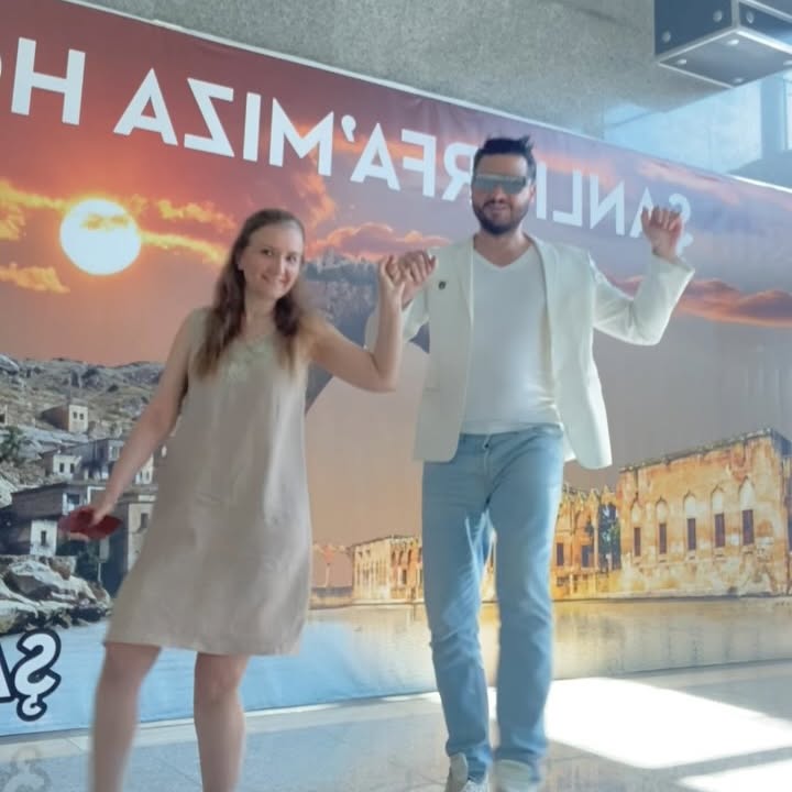 Instagram post by @mineceliknanecik for Turkish Airlines. Caption reads: Urfa’ya iş için gelmiştik ama şehri gezmeden....