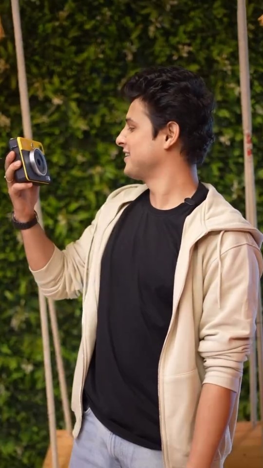 Instagram post by @nitishbhaluni8 for Kodak Photo Printer. Caption reads: There’s something magical about holding a....