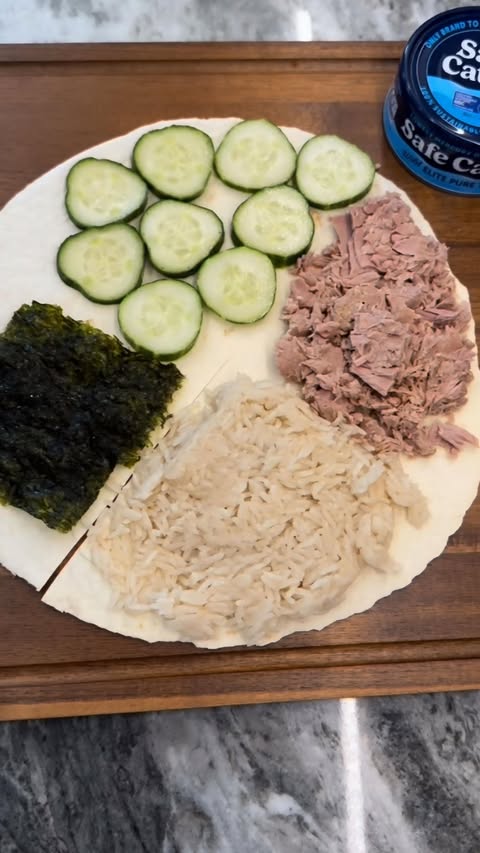 Instagram post by @patty_streff_fitness for Safe Catch. Caption reads: [...] carb tortillas
	•	white....