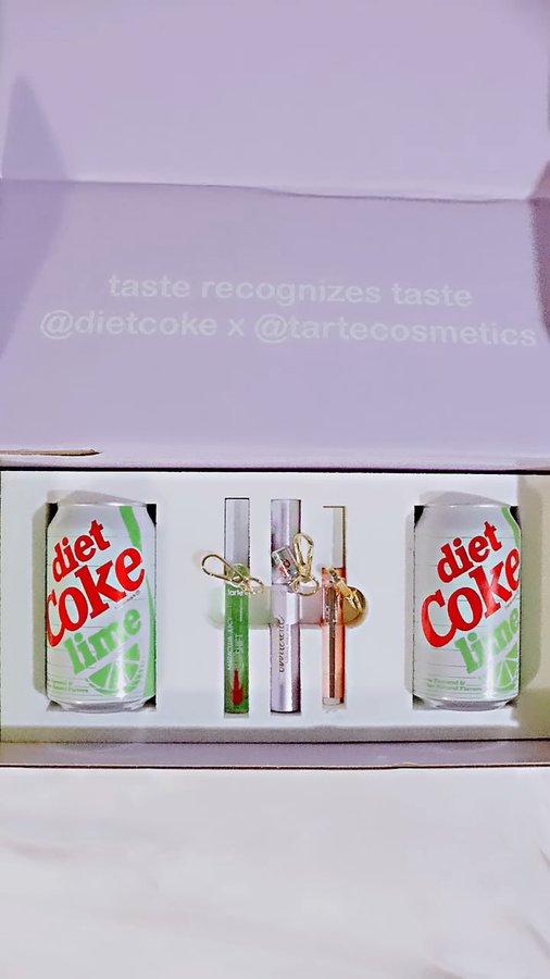 Instagram post by @itsmaureenkelly for Diet Coke. Caption reads: ‼️GIVEAWAY IS NOW CLOSED‼️

giveaway is SERVED!....