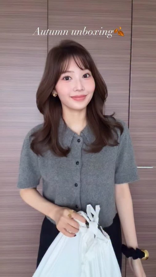 Instagram post by @immiu3 for The Row. Caption reads: Autumn unboxing🍁

購入したアイテムと頂いたギフト🫶🏻

#unboxing....