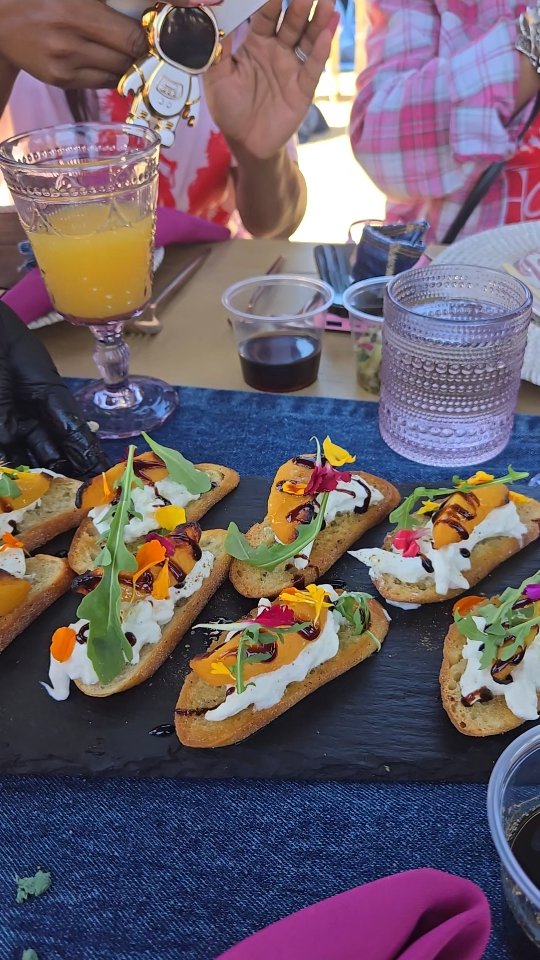 Instagram post by @theeelainee for Canvas Beauty Brand. Caption reads: TRIGGER WARNING: CRYING.....

PART 1: Elaine's....