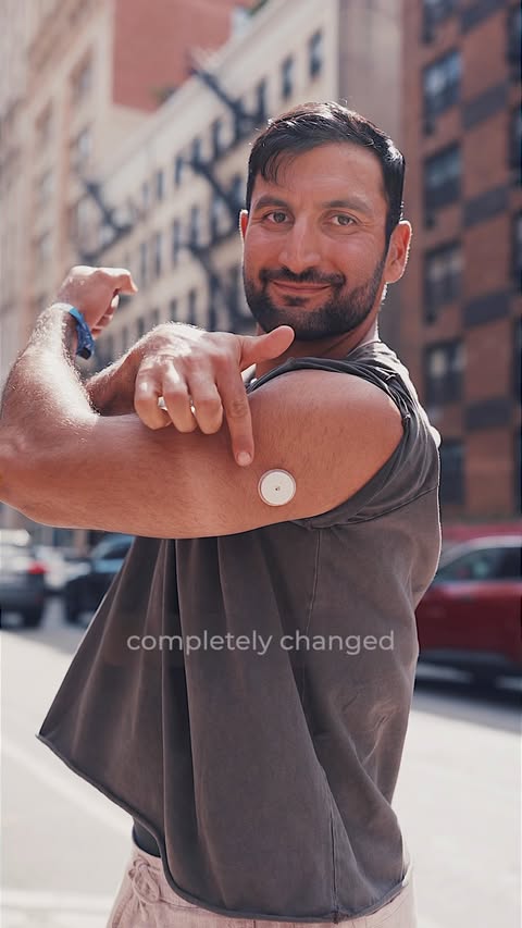 Instagram post by @shervinshares for Abbott. Caption reads: Two sensors. Same @abbottglobal tech. Two....
