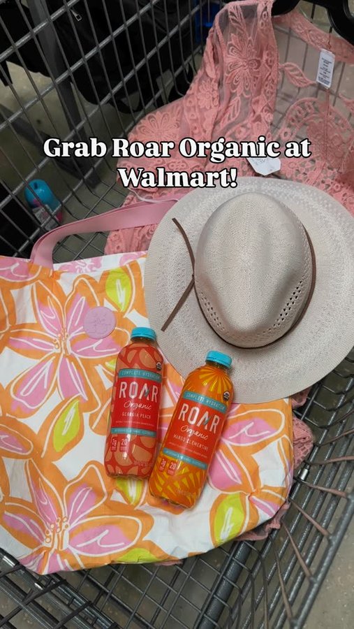 Instagram post by @trendyfavefinds for ROAR Organic. Caption reads: Hydration that hits different 💧 ROAR Organic is....
