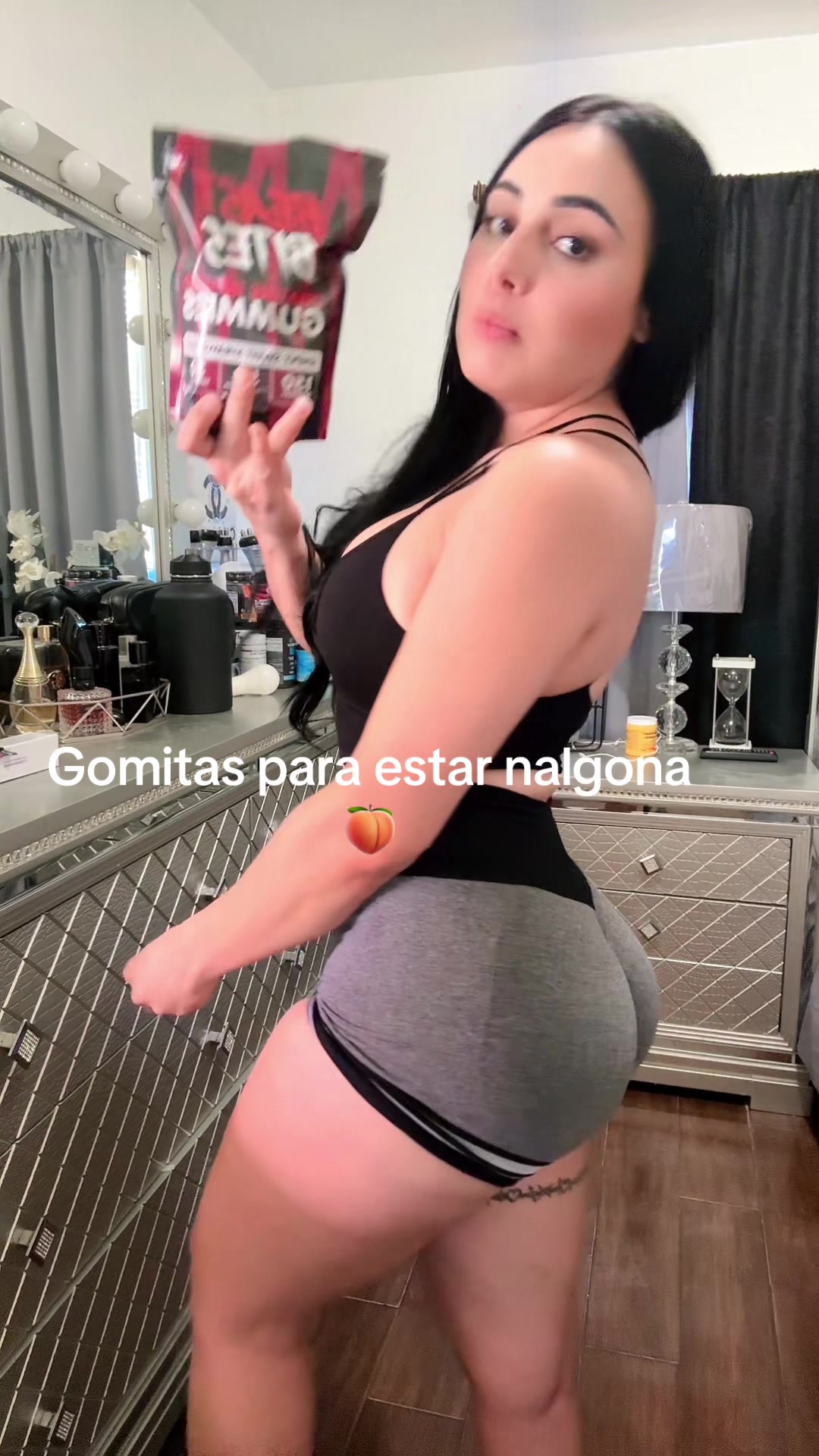 TikTok post by @beverly_sinaloa for Beast Bites. Caption reads: #beastbites #creatine @Beast Bites Supplements .