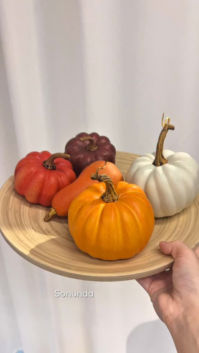 Instagram post by @elablvi for Karaca Home. Caption reads: Ikea’ya sonbahar ve cadılar bayramı temalı ürünler....