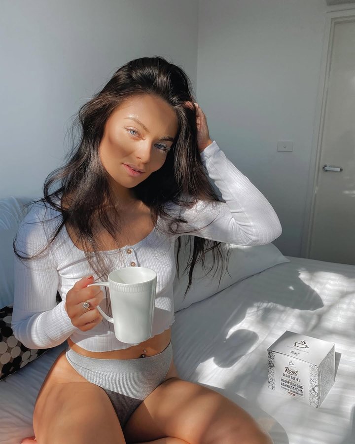 Instagram post by @brunchgirl for Beforeyouspeak Coffee. Caption reads: [...] finally found a tasty hack with....