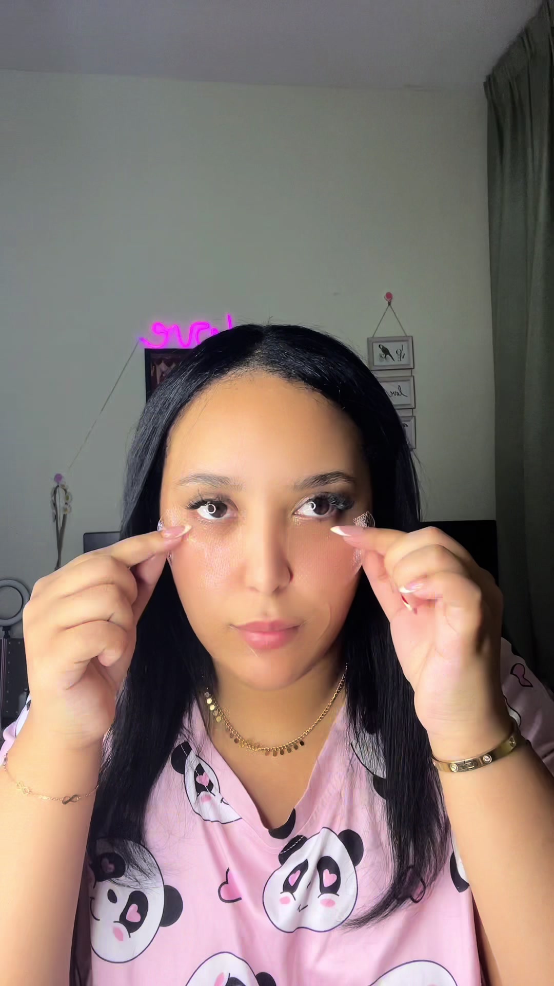 TikTok post by @chkilita_oumaima for COSRX. Caption reads: [...] العام. Advanced Snail Hydrogel Eye Patch....