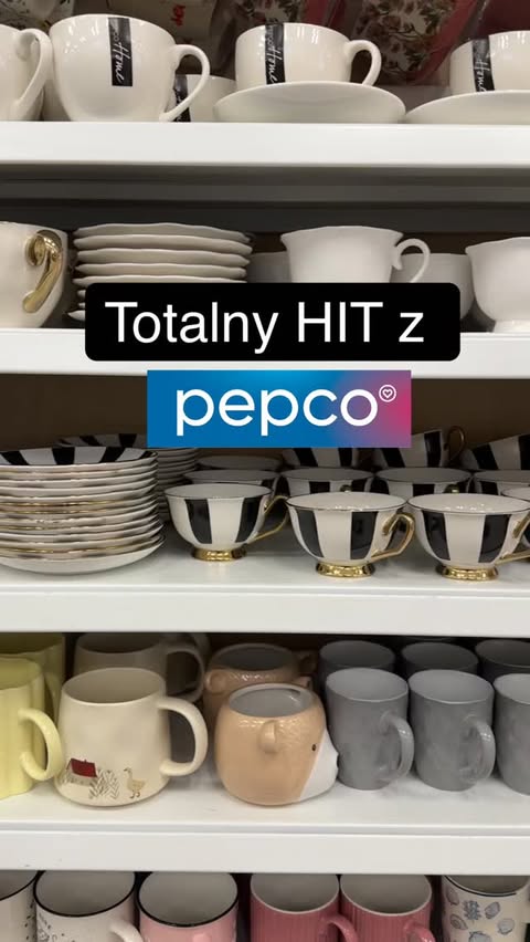 Instagram post by @ccarolajna_i_bruno for Pepco. Caption reads: TOTALNY HIT Z @pepcopl 🤍
Filiżanki jak z LA MANIA....