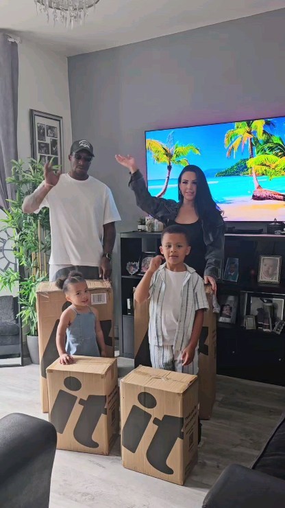 Instagram post by @charmaineandtheweddz for it Luggage. Caption reads: Thanks so much, @itluggage, for our amazing....