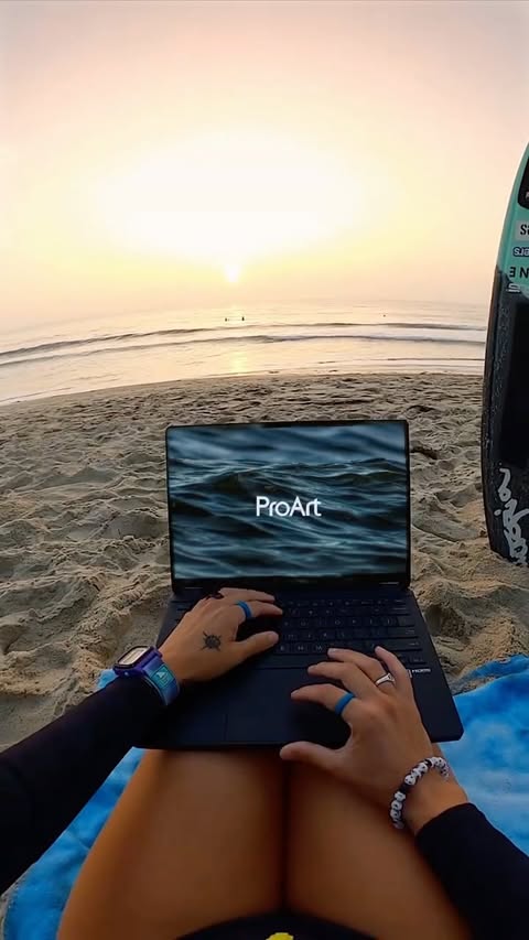 Instagram post by @ambertorrealba for ASUS. Caption reads: [...] stays uninterrupted 👩🏽‍💻 

With the....