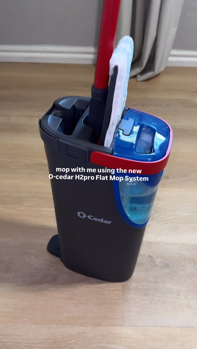 Instagram post by @reynaxluna for O-Cedar. Caption reads: [...] at cleaning all types of surfaces ✨....