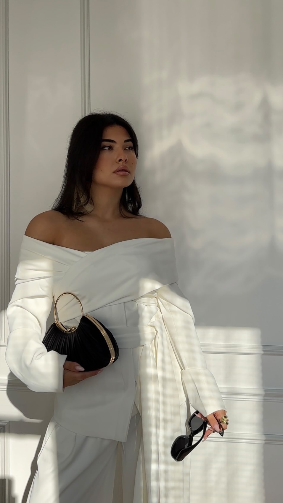 Instagram post by @anita_batonisashvili for JardinVue. Caption reads: 🤍 

@jardinvue 

DVB15 (15% off on order)....