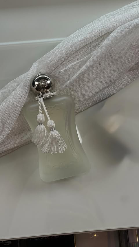 Instagram post by @lucyy.jd for PARFUMS de MARLY. Caption reads: Unbox the @parfumsdemarly countdown calendar with....