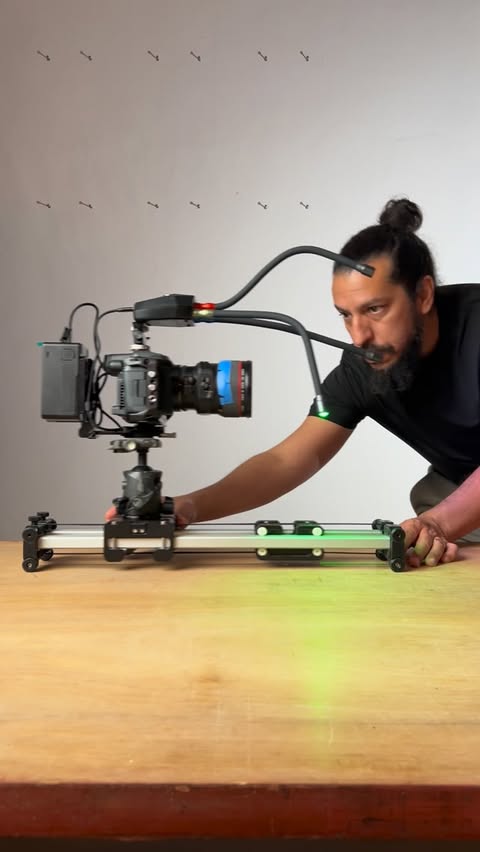 Instagram post by @hernandez_dreamphography for SmallRig. Caption reads: A little Christmas studio project 🎄Testing a new....