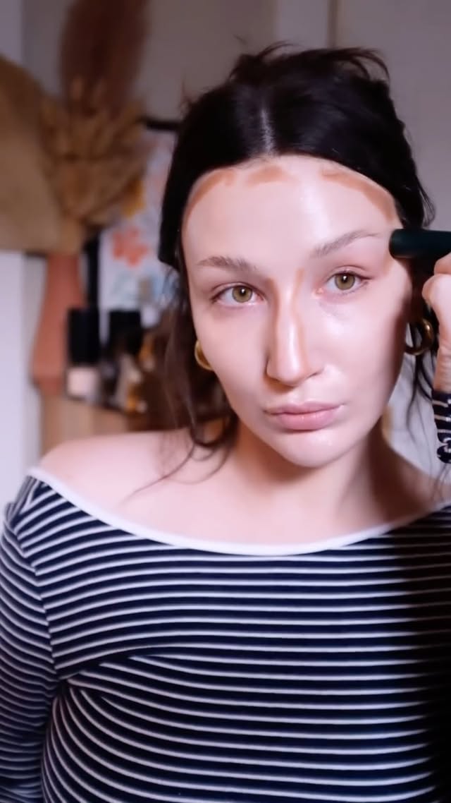 Instagram post by @starr.bbaker for Ciele Cosmetics. Caption reads: @cielecosmetics new SPF 30 Sculpting stick *....