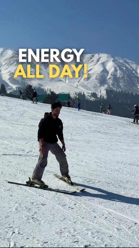 Instagram post by @hrithiksharmahr for MuscleBlaze. Caption reads: [...] just show up, I perform.
Fueled by....