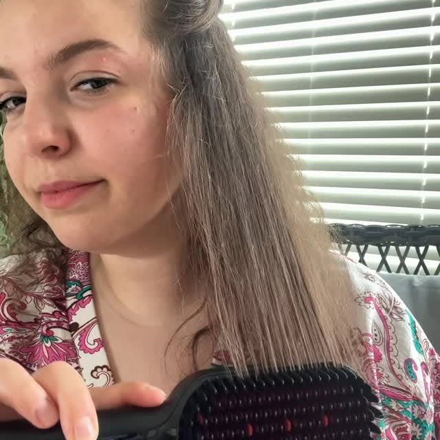 Instagram post by @serapbrdk for TYMO Beauty. Caption reads: My hair is thick, curly, and usually a challenge....