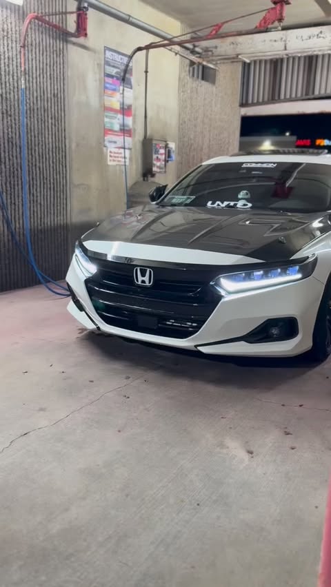Instagram post by @hondamob for Full Throttle Addicts. Caption reads: lot of changes happening for this car in such a....
