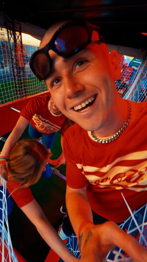Instagram post by @trulstorp for Coca-Cola. Caption reads: Annonse🇳🇴🫂⚽️Coca-Cola Norge Endelig er tiden....